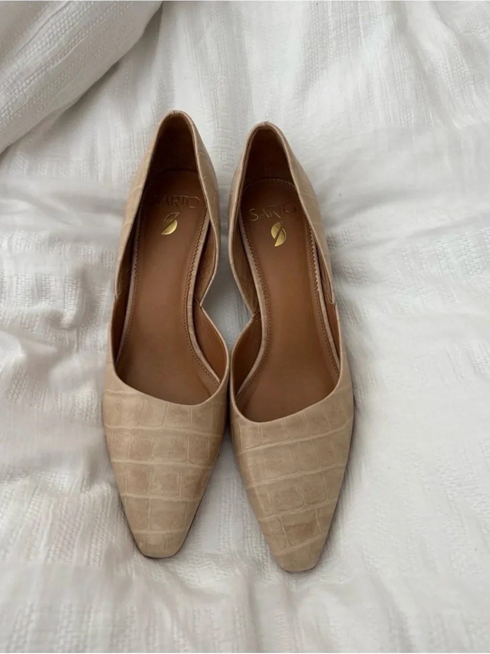 SARTO Beige Croc-Embossed Block Heels 8.5
